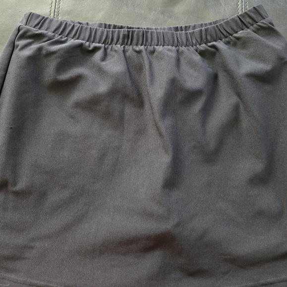 Nike fit dry black skort size medium - Picture 6 of 8
